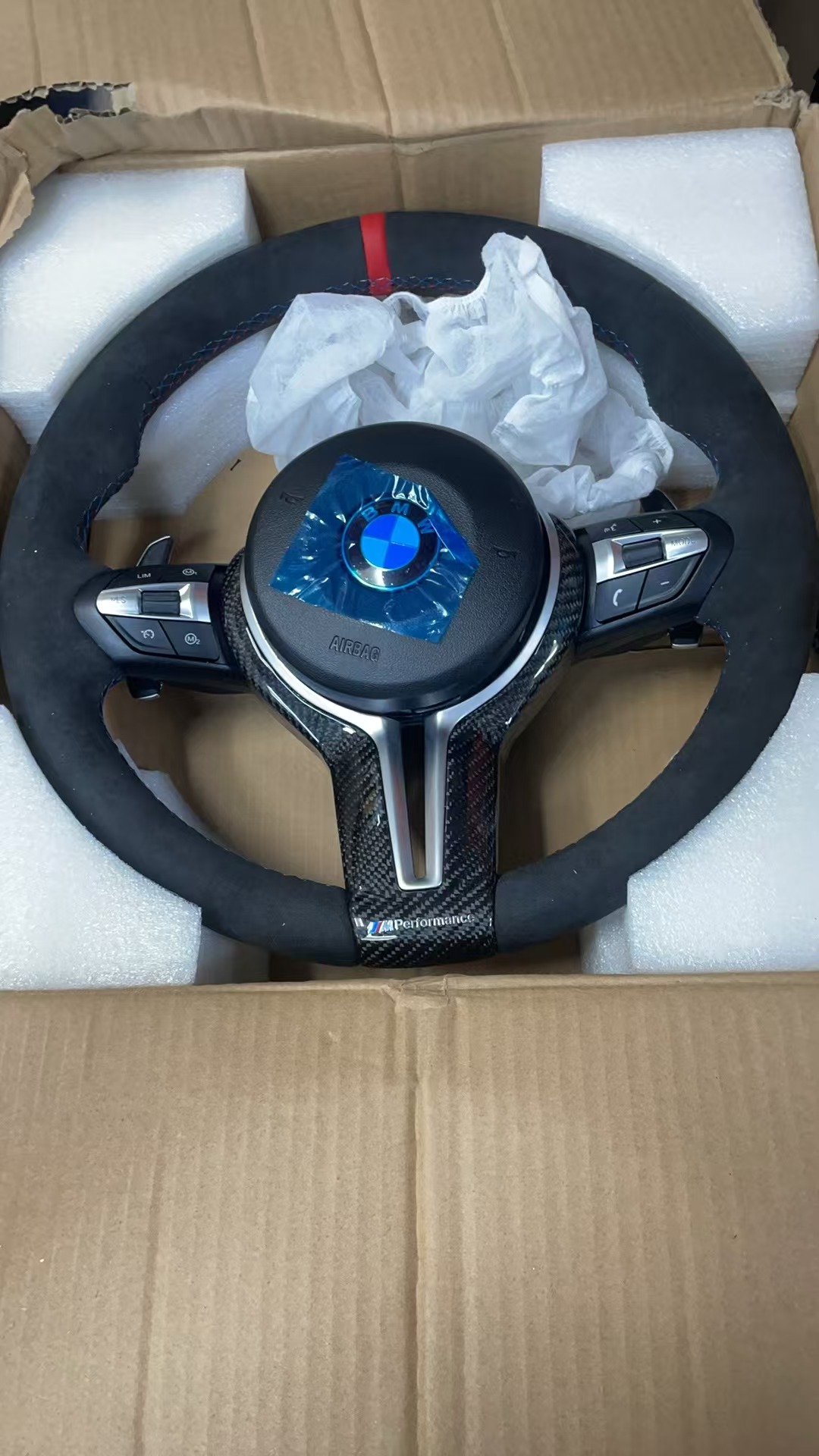 For BmwM5 M6 F10 F90 F06 F12 F13 F91 F93 F11 F07 F06 F02E-F Series Sports Style Steering Wheel Upgrade carbon fiber