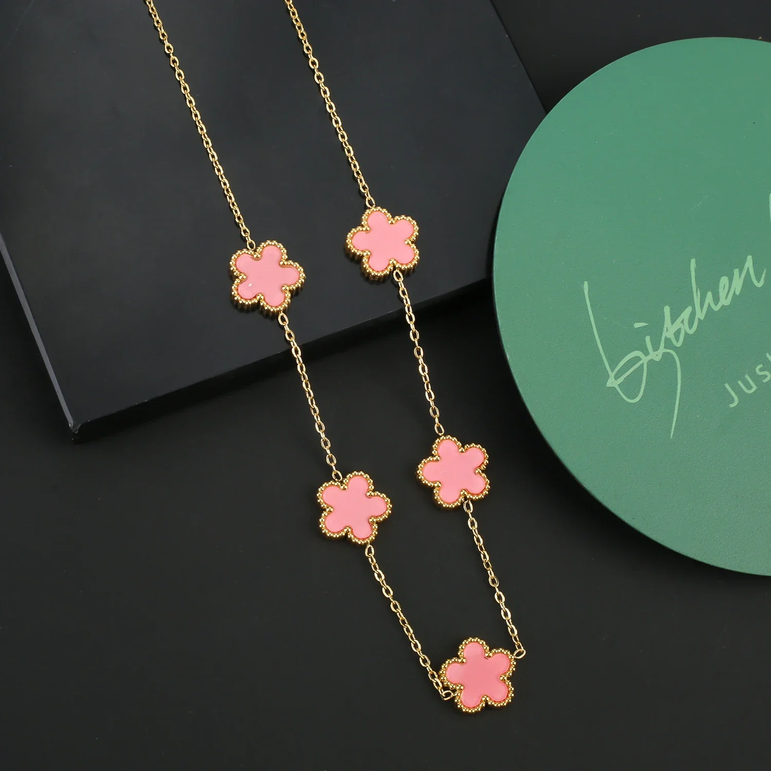 Hot Stainless Steel Gun Black Simple Plant Five-leaf Flower Bracelet Necklace Earrings Three-piece Jewellery Set Ladies Clover