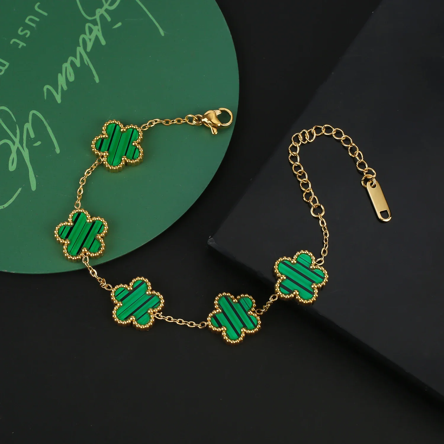 Hot Stainless Steel Gun Black Simple Plant Five-leaf Flower Bracelet Necklace Earrings Three-piece Jewellery Set Ladies Clover