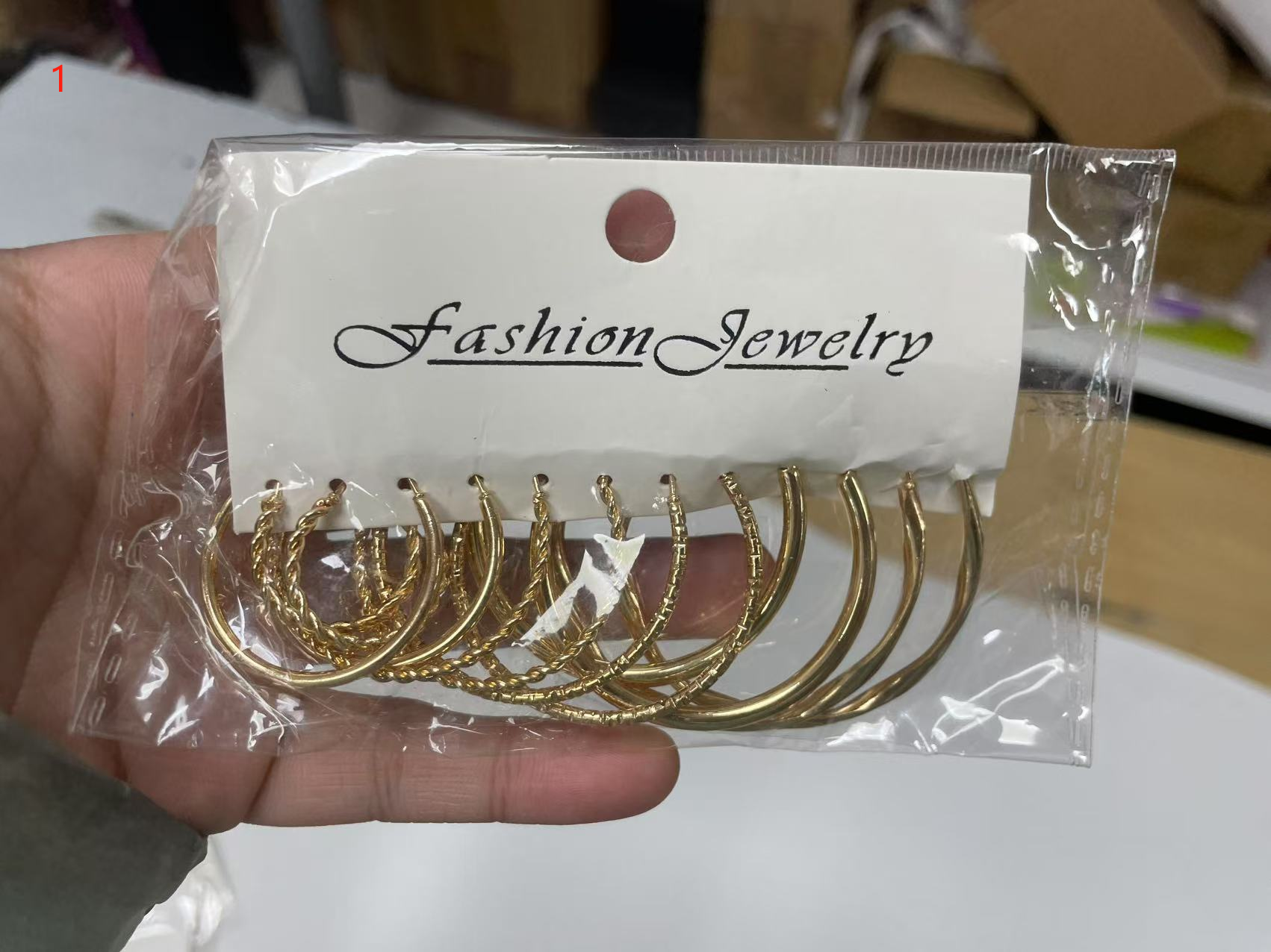 Custom 14K 18K Gold Plated Stainless Steel Women Butterfly Pearl Hoop Earrings Set Fashion Jewelry Clip on Stud Drop Earrings