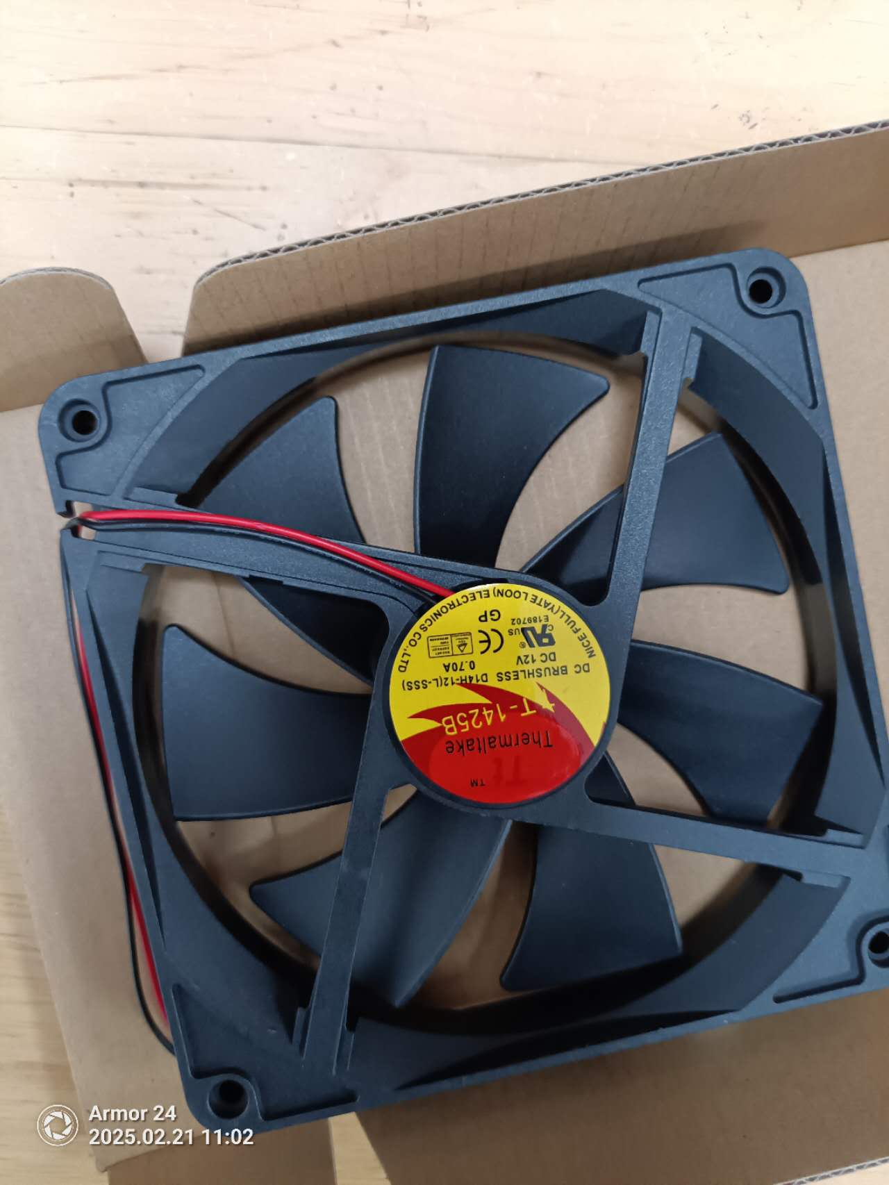 TT-1425B 12V 0.70A 14CM 2P Dual Ball Power Cooling Fan