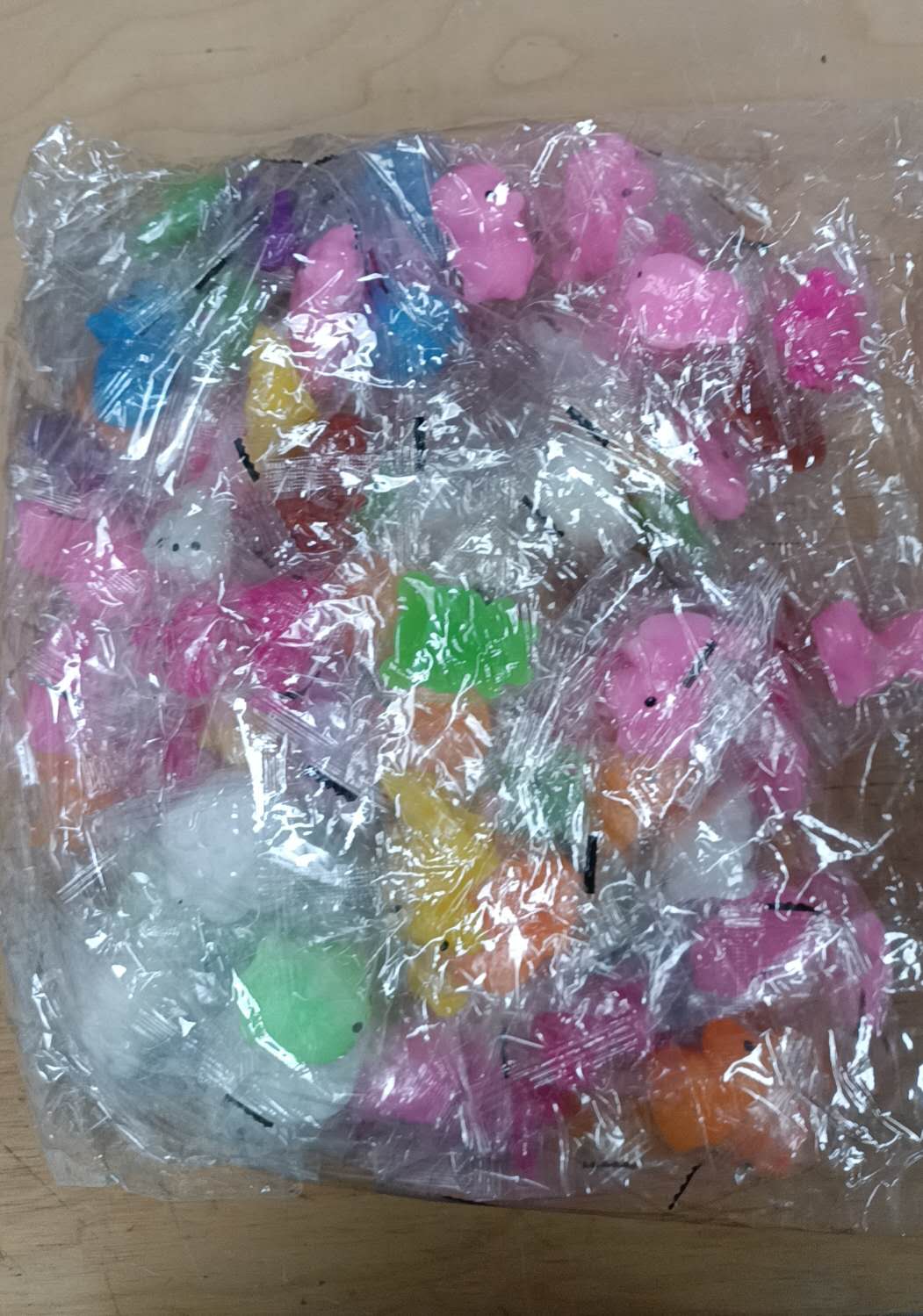 1 PIECE Mochi Squishy Toys, Easter Squishies Fidget Toys Pack - Stress Relief Toys Party Bags Fillers for Easter Basket Stuffers Valentines Gifts Boys Girls Birthday Party Favors Gifts(Random)