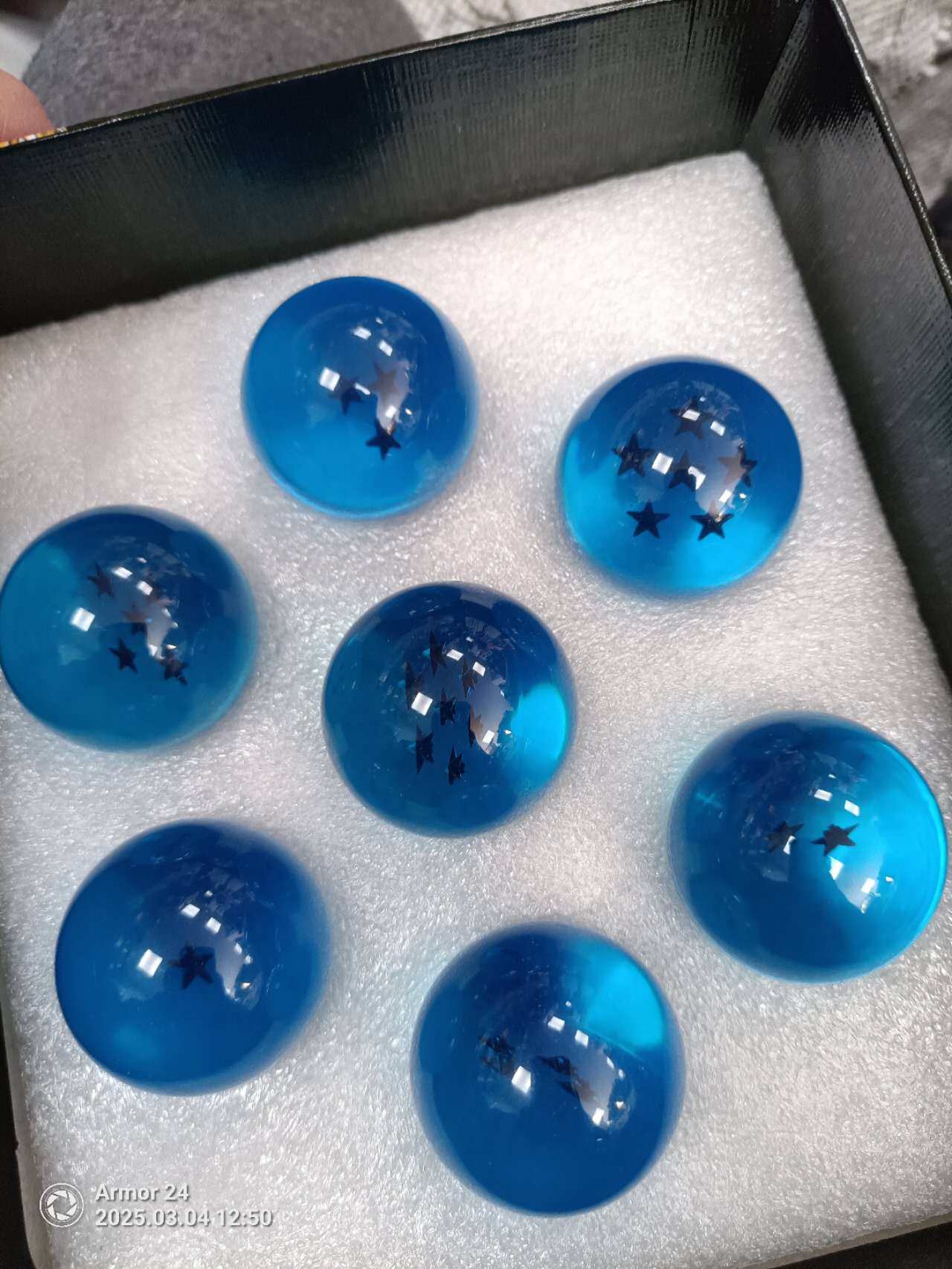 1 box(=7 pieces) 76 MM Collectible Crystal Acrylic Resin Glass Ball with Gift Box Dragon Transparent Play Balls (Blue) (76mm)